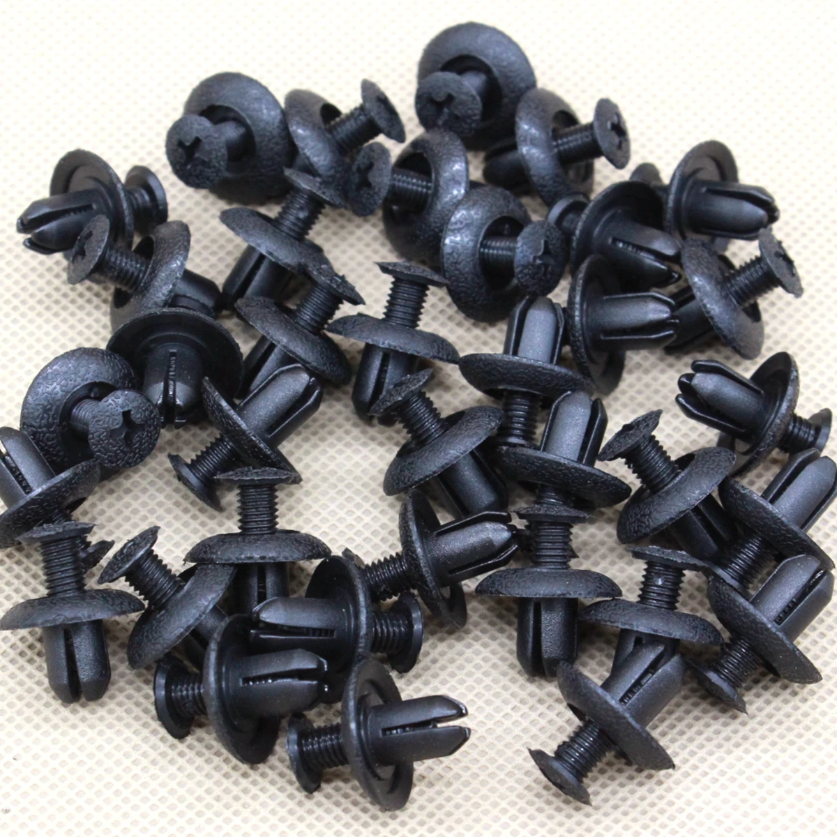 20pcs Bumper Fender Mountings Rivet Clips for Mitsubishi Pajero Mini Lancer MB253964 90467-07030-01 90467-07030-33