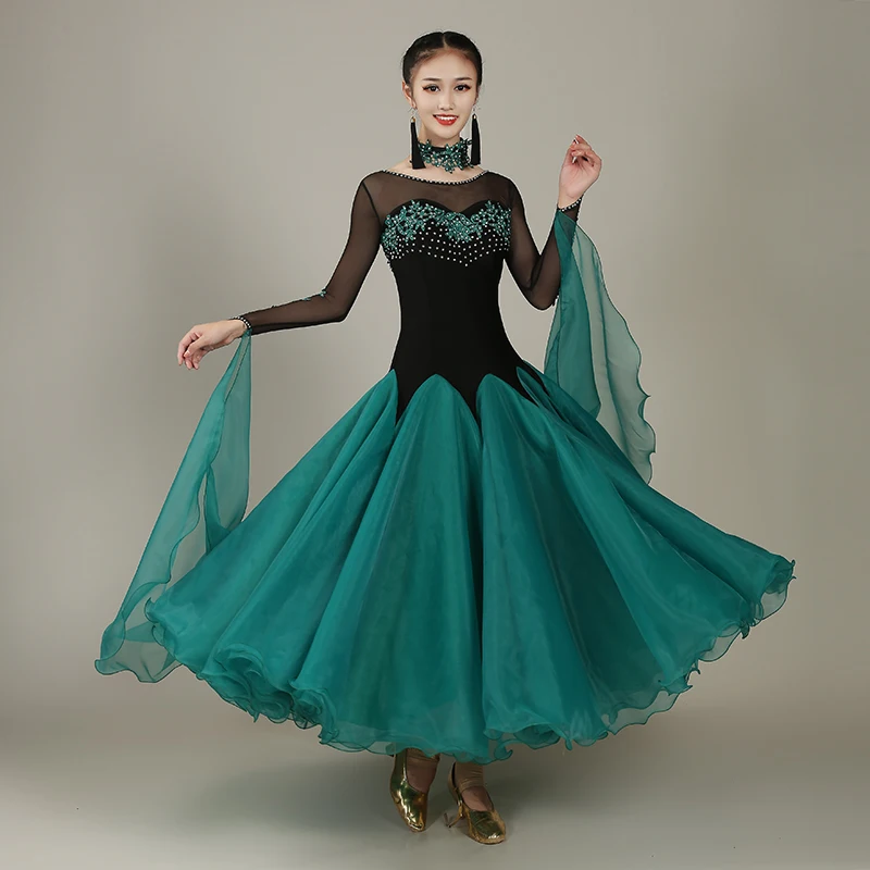 2025 Woman new national standard dance performance dress Modern Dance Dress Adult Waltz show dress 078