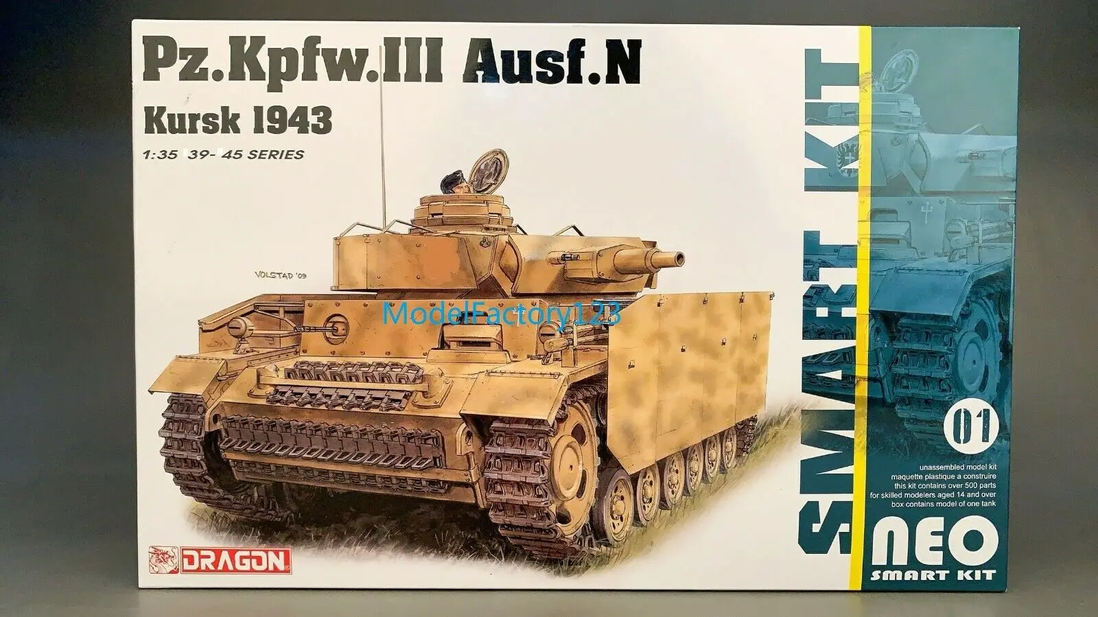 

DRAGON 6559 1/35 German PZ.KPFW.III AUSF.N KURSK 1943 Model Kit