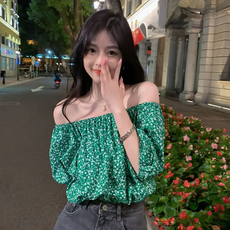 Blouses Women Sexy Off Shoulder Slash Neck Retros Floral Loose Casual Short Puff Sleeve Korean Style All-match Chic Backless Ins