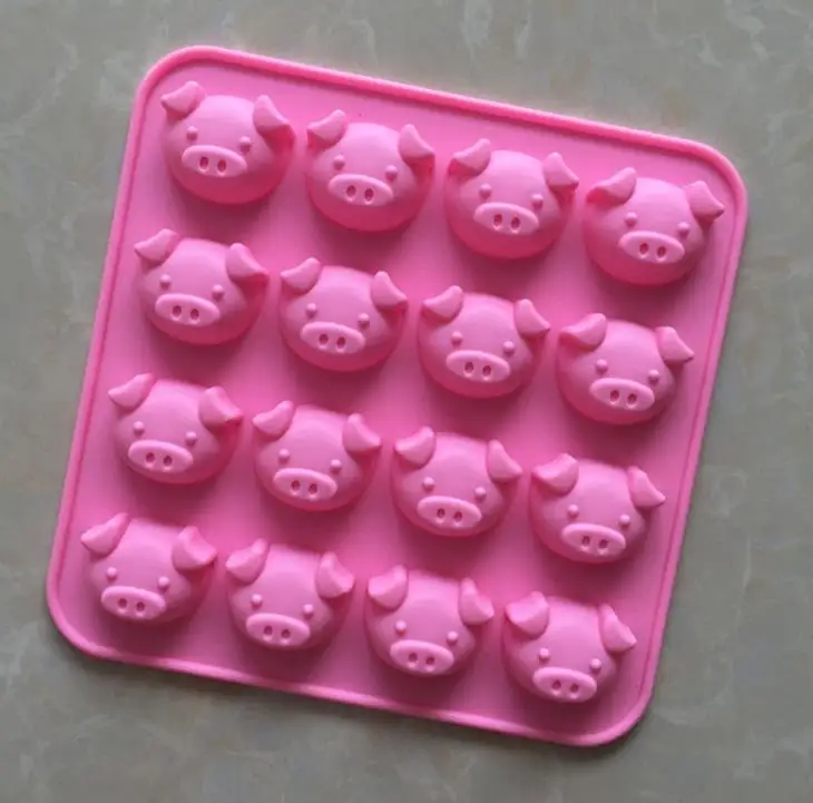 

16 Hole Silicone Mold Cute Pig Head Shaped Chocolate Mold DIY Piggy Cake Mould Handmade Soap Molds SN3710