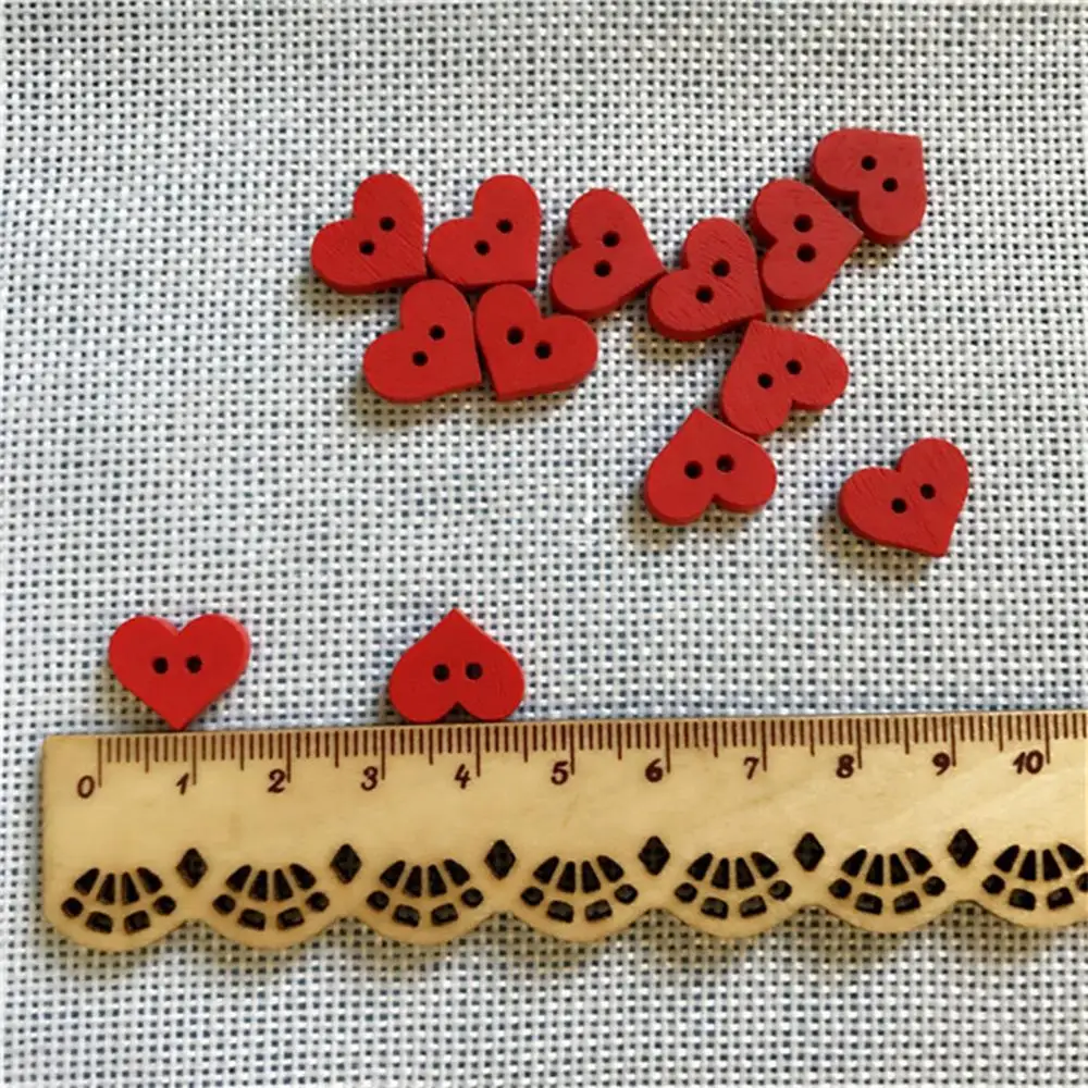 100Pcs 1.5x1.2cm Red Heart Button For Kids 2 Holes Red Love Heart Wooden Button Clothes DIY Sewing Accessory Decor Crafts DIY