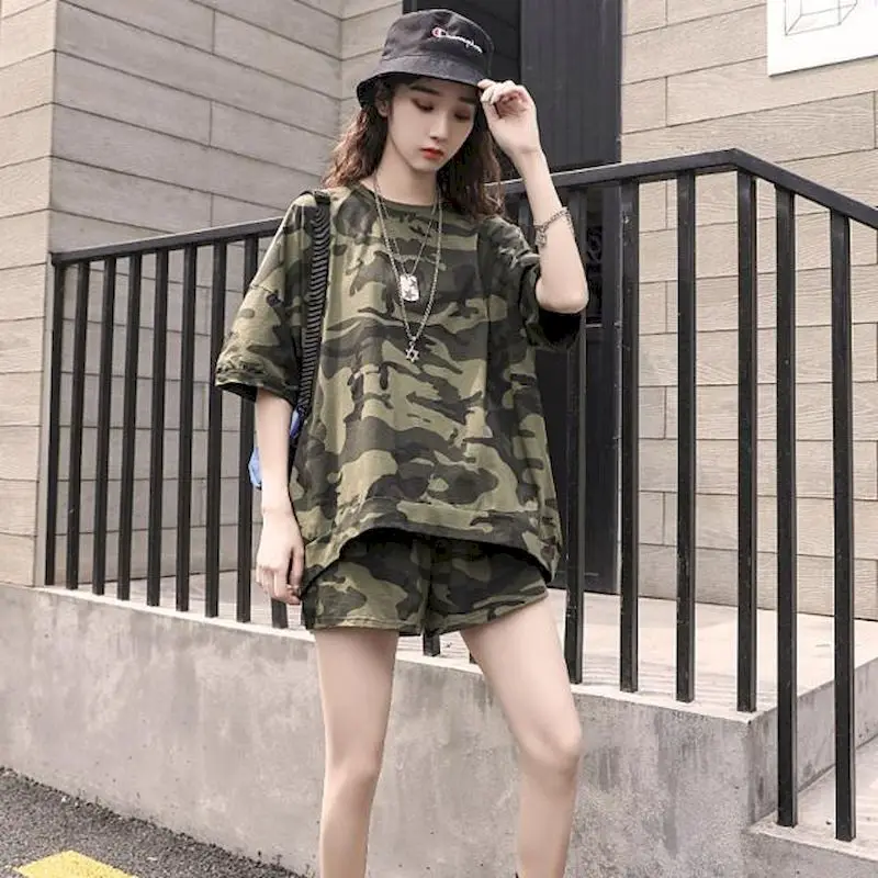 2024 Summer New Women's Suits Korean Short-sleeved Loose Camouflage T-shirt Short Pants Casual Suit Two Piece Set Women Fashion