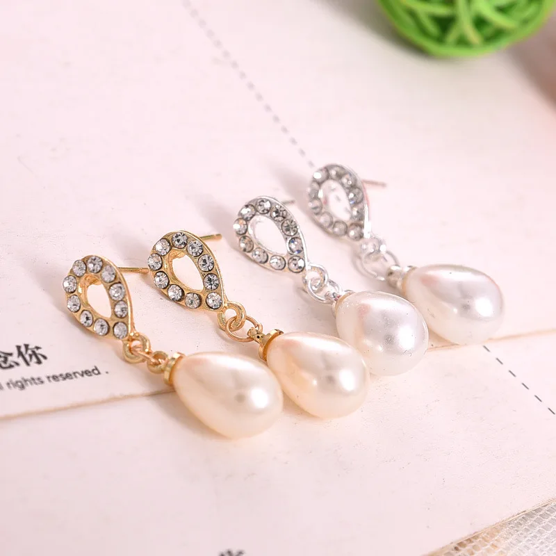 Factory Direct Selling Hot Drop Pearl Rhinestone Earrings Jewelry Wholesale With Round Pearl Long Earrings Wedding Jewelry