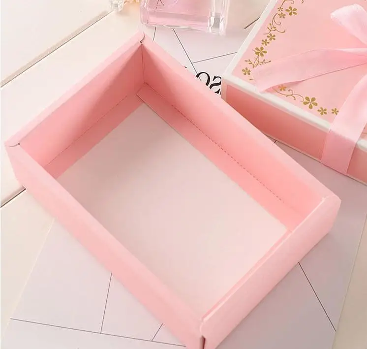 19cmx13cmx5cm Large Size Clothing/underwear/socks Packaging Kraft Gift Paper Box Paper Gift Clothes Gift Packing Box Wholesale