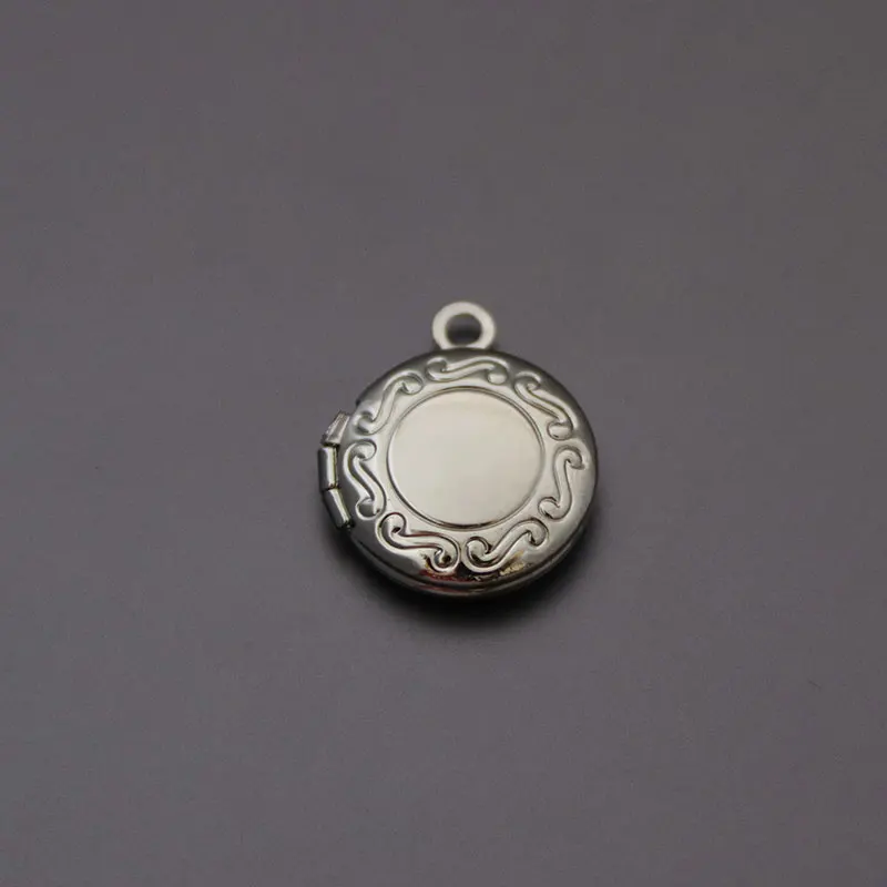 1pc Tiny Engraved Round Photo Frame Pendant Geometric Charms Floating Locket Necklaces Women Kids Fashion Memorial Jewelry