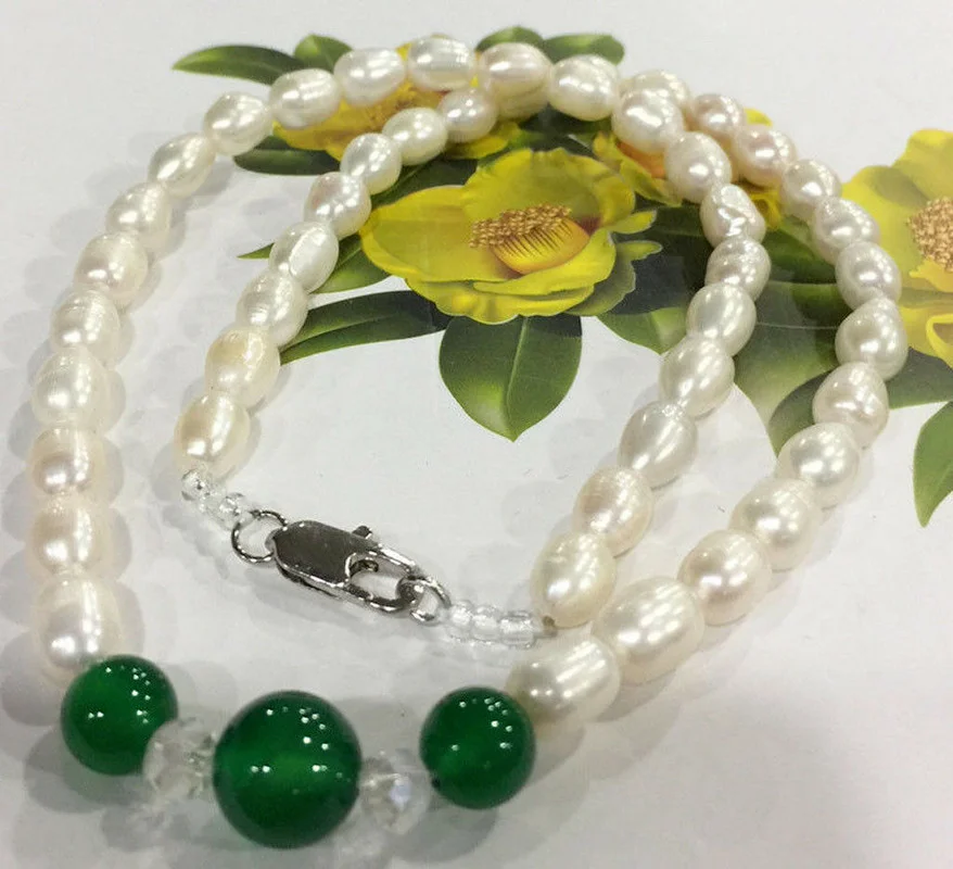 

7-8mm White Akoya Freshwater Rice Pearl & 8-10mm Green Jade Necklace 18'' AA