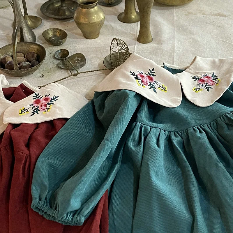 Spring And Autumn Girls Dress New Embroidered Doll Collar Embroidered Flower Lapel Princess Dress Casual Children\'S Clothing