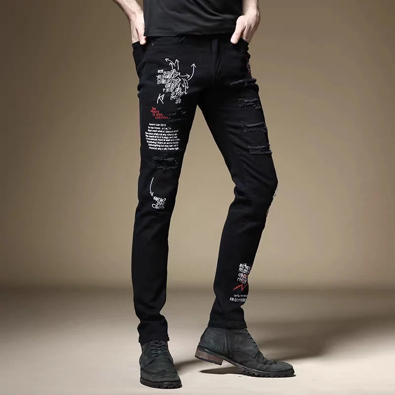 Frete grátis calça jeans masculina nova moda slim outono calça jeans fina preta branca coreana calça jeans bordada estrangeira