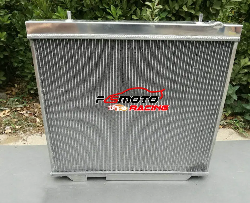 Aluminum Radiator For MITSUBISHI DELICA SPACE GEAR 2.5 2.8 1994-2005 1995 1996 1997 1998 1999 2000 2001 2002 2003 2004