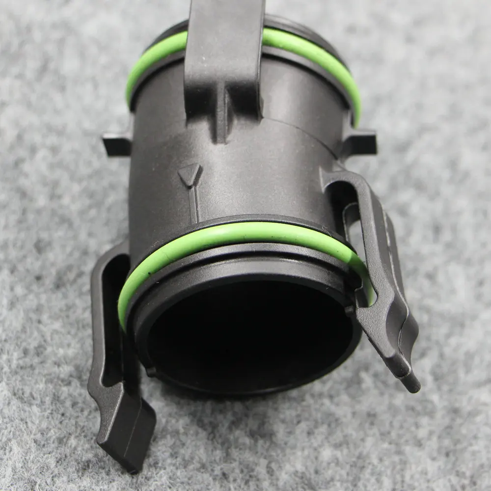 For Golf 7 MK7 Passat b8L Jette SKD Octavia EA211 engine 1.4TSI Turbocharger pipe joint 04E 145 875 A