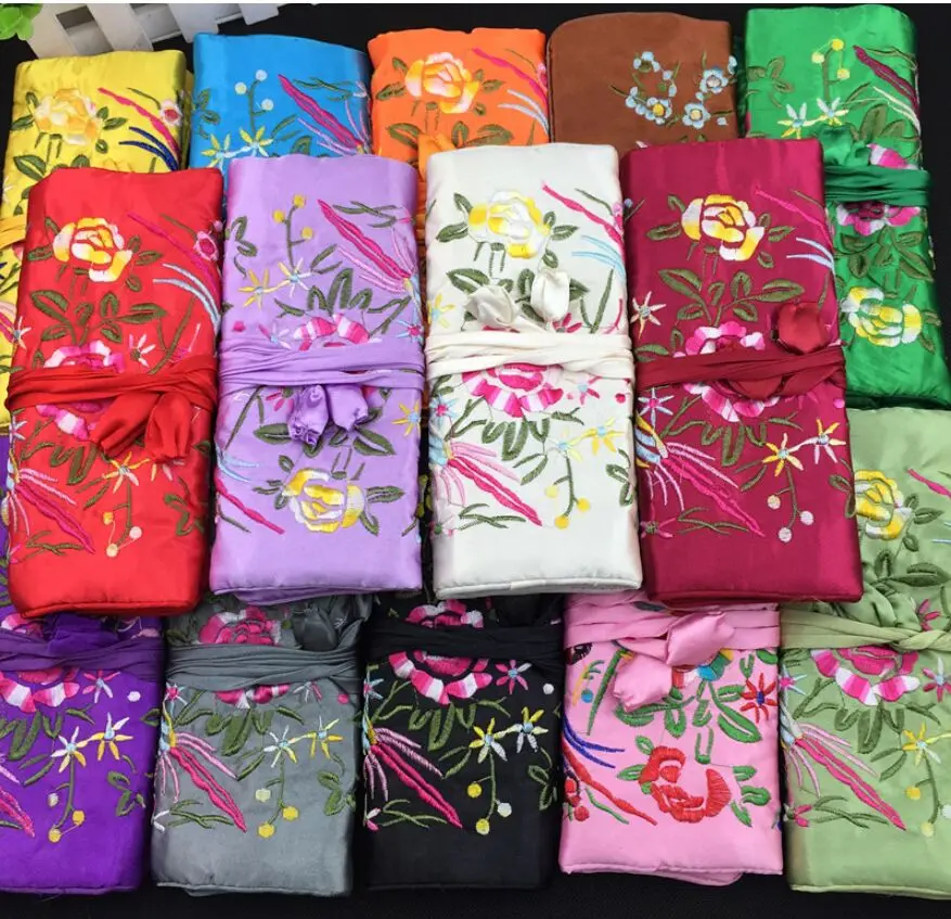 

Embroidered Floral Make up Wrap Jewelry Roll Travel Storage Bag Necklace Earring Ring Clutch Bag Silk Women Cosmetic Pouches