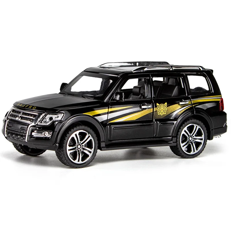 1:32 Mitsubishi PAJERO SUV Alloy Car model Diecasts & Toy Vehicles Sound and light Car Toy Model Collection Gift