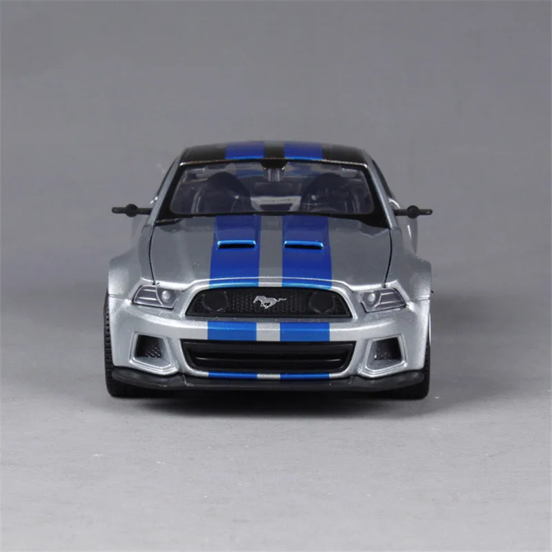 Exquisite 1:24 Mustang GT alloy model,simulation die-casting sports car model,premium collection& gif,free shipping