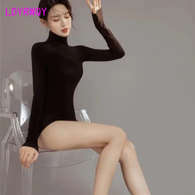 2022 fall/winter celebrities show chest and figure sexy jumpsuit tight-fitting high-necked thickening base