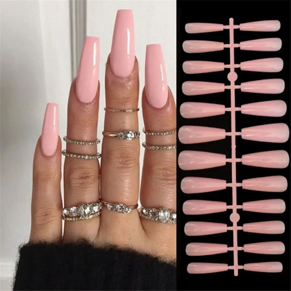 Variant: only fake nails