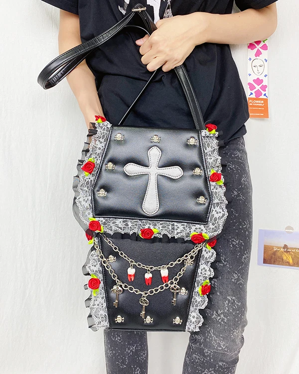 Goth Style Women Shoulder Bag Fashion Coffin Shape Skull Rivets Purses and Handbags for Girls Female Flower Lace Crosbody Bag