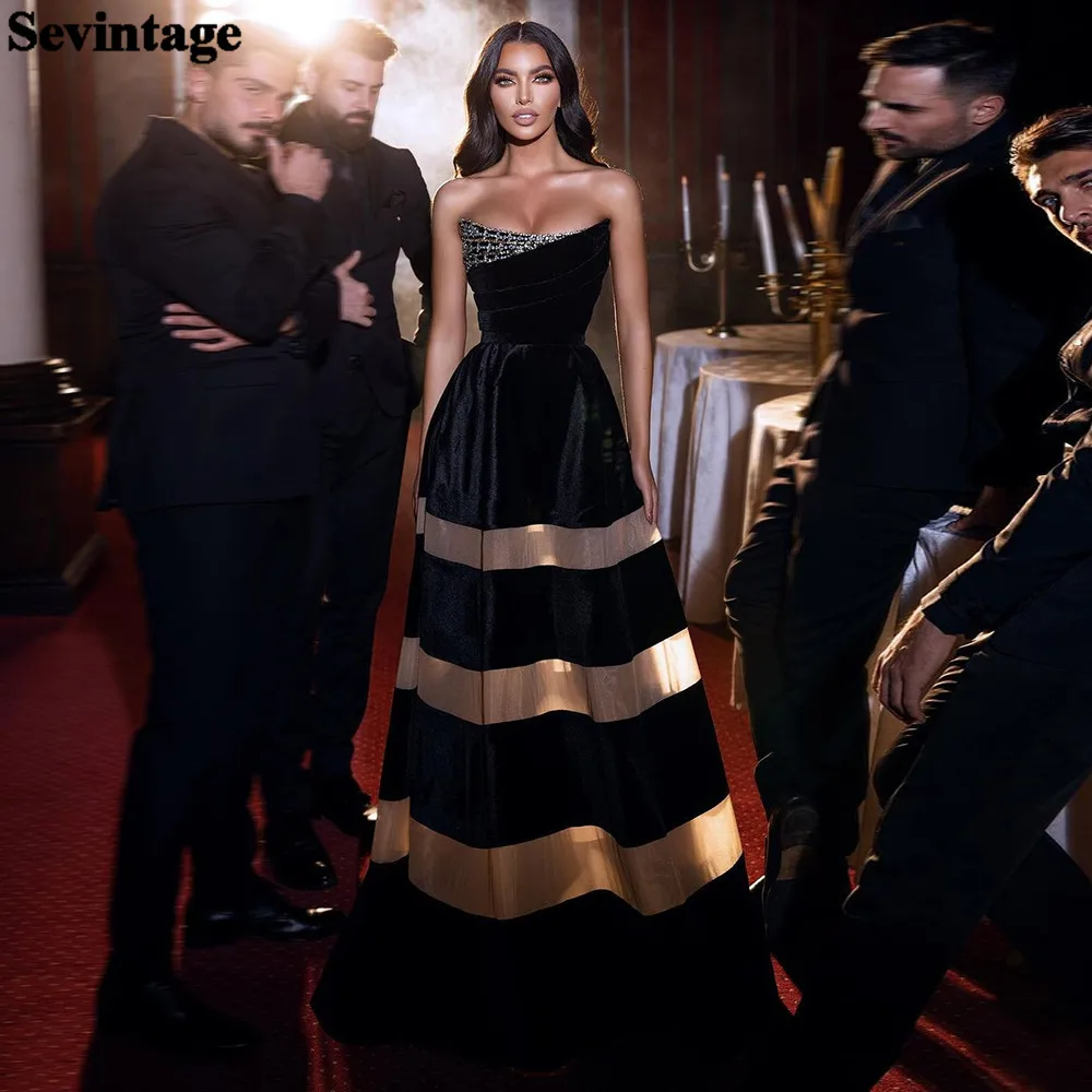 

Sevintage Black Velvet Arabic Evening Dresses Beaded See Through Skirt Formal Prom Gown Dubai A Line Celebrity Party Dress 2022