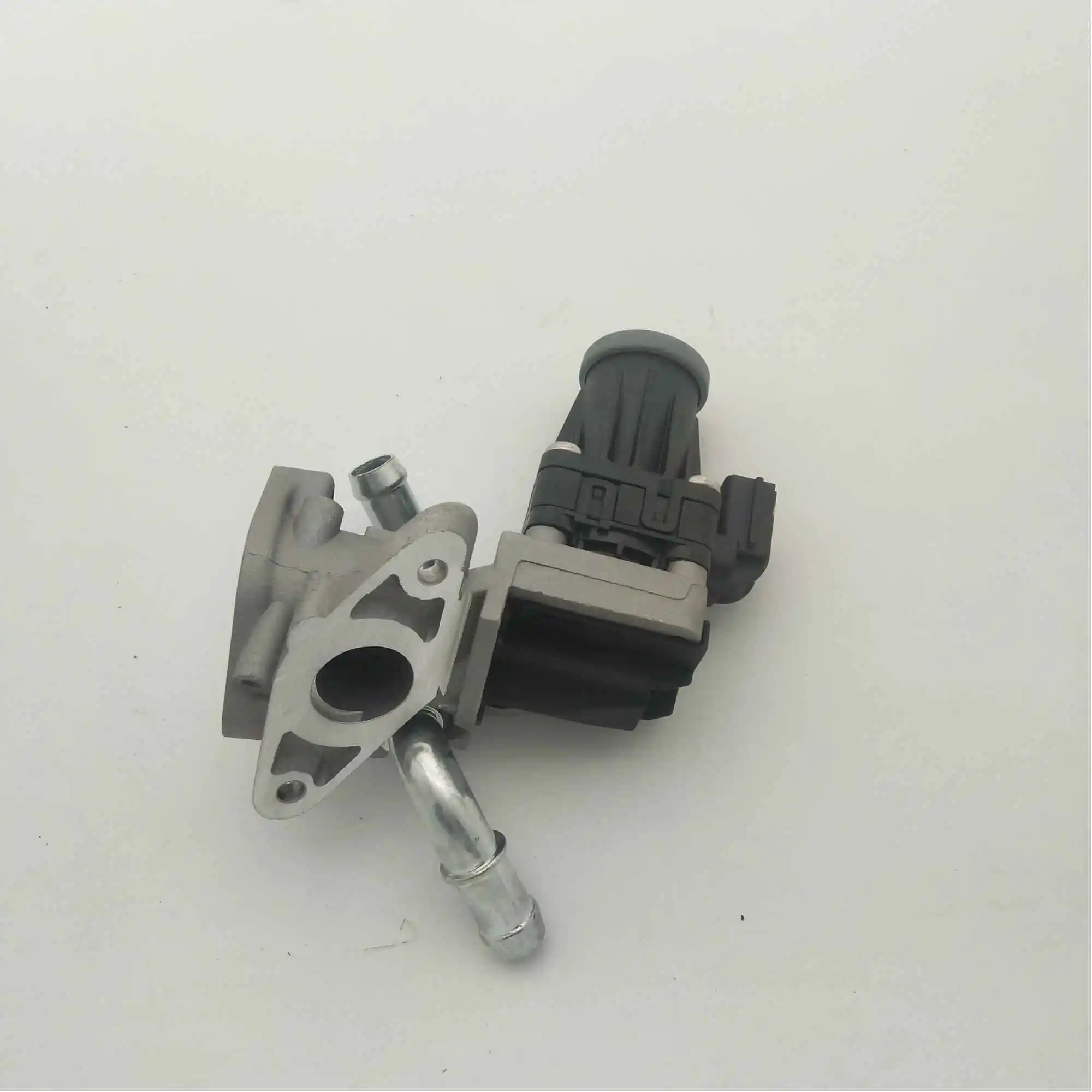 BK2Q-9D475-CD EGR VALVE for quanshun V348 2.2 FB3Q-9D475-AC BK2Q-9D475-CB BK2Q-9D475-CC