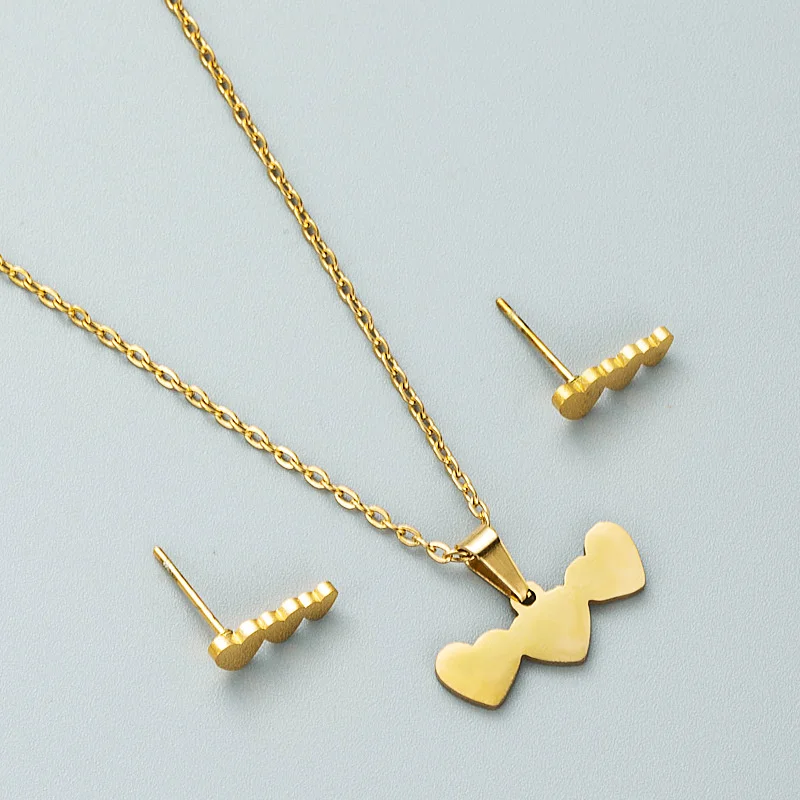 

European And American Stainless Steel Heart-Shaped Pendant Necklace Earrings 3 Sets