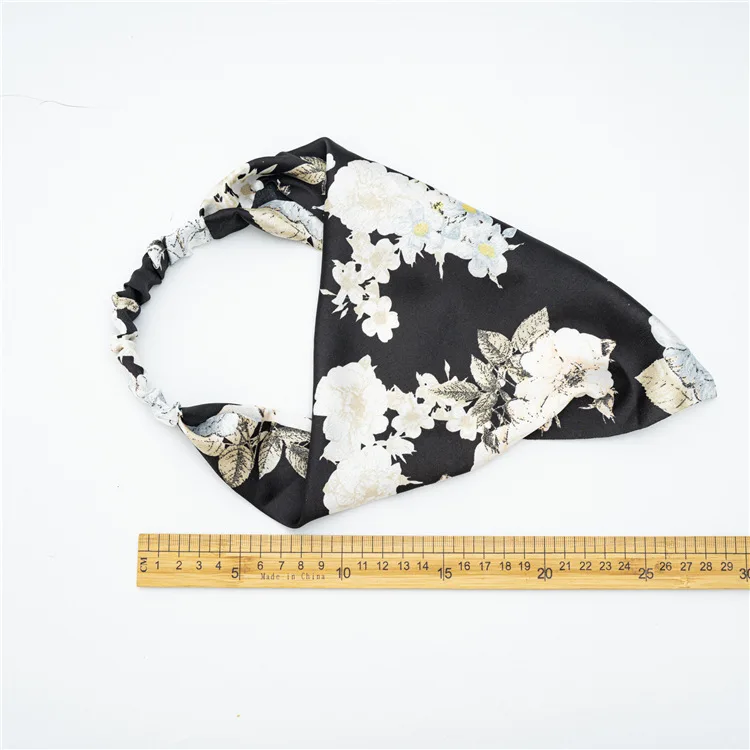 Women Elastic Floral Hair Scarf Headband Triangle Head Kerchief Head Scarf Silk Like Satin / Cotton Blend Fabric Hair Bandanas