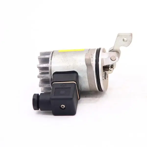 Actuator Solenoid ACD110-12 12N17-016 0428-1525 04281525 Fit for Deutz F4L2011 F3M2011 BF4M2011 F4M2011 F3M1011 F4M1011 Engine