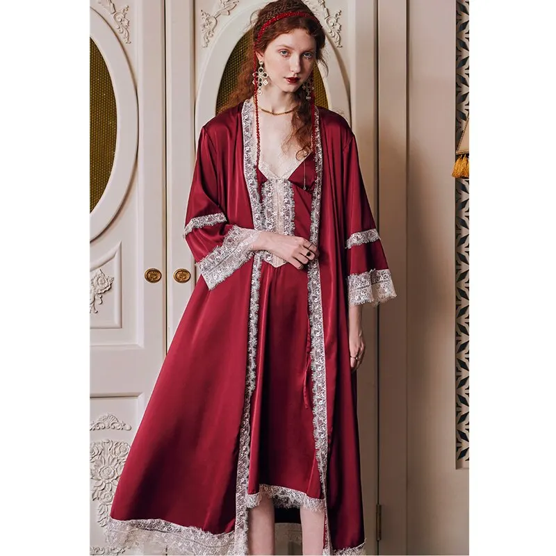 2 Pieces Night Gown Bride Sleepwear Long Robes Silk Lace Appliqued Custom Made Long Sleeves Women Gorgeous Sleepwear Dresses