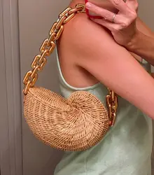 Fashion Thick Chains Rattan Conch Women Shoulder Bags Design Wicker Woven Handbags Luxury Summer Beach Straw Bag Bali Purse 2023