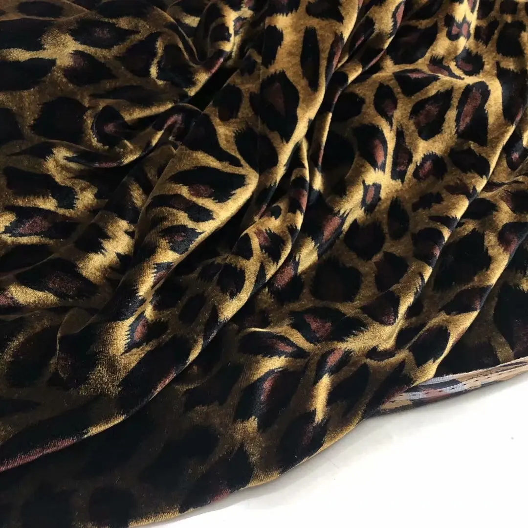 Free Classic Leopard Print 100% Silk qiao rong Fabric Flowers Really Velvet Fabrics Silk Dress Cheongsam Velvet Fabric Velour