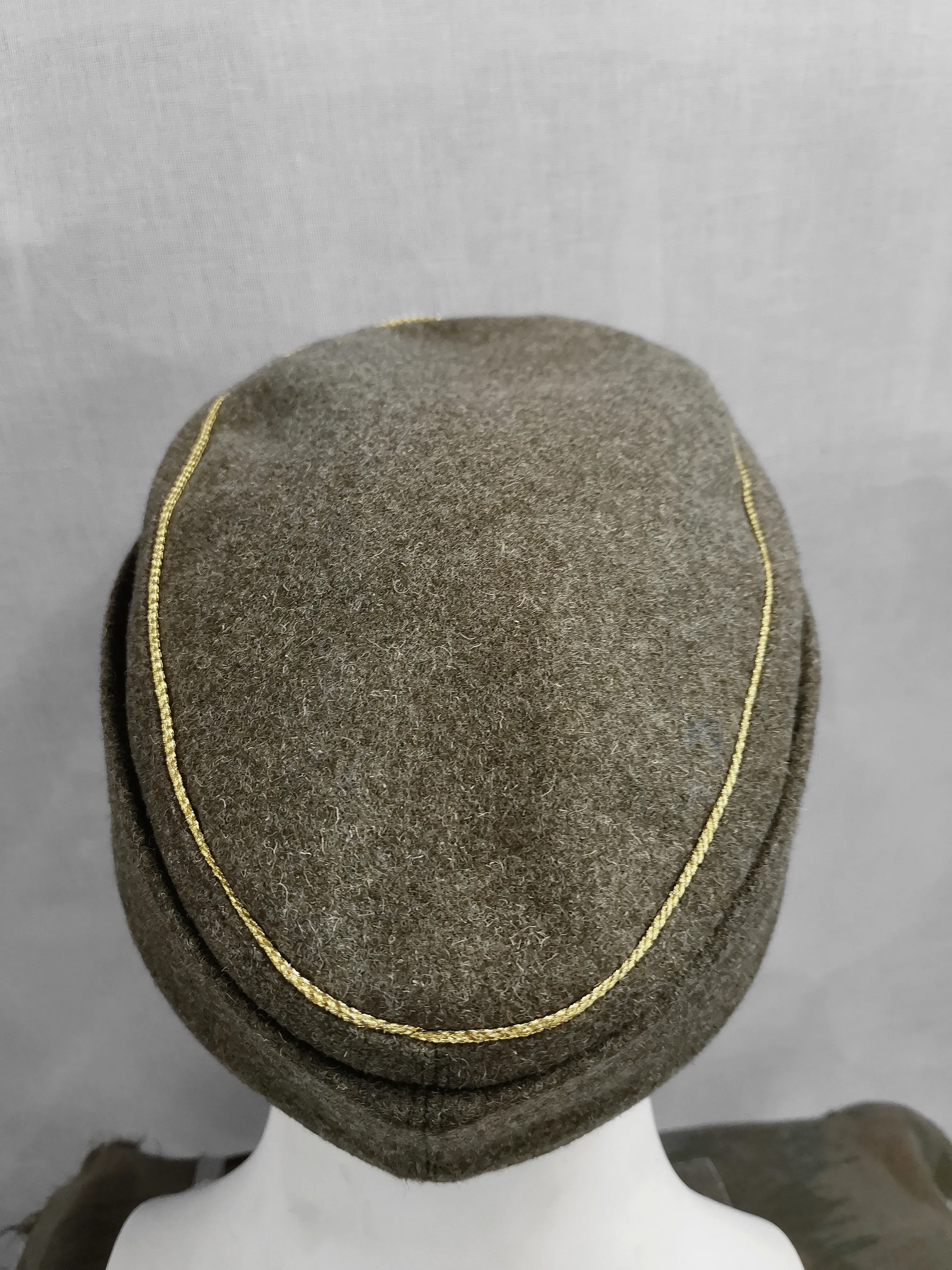 WW2 E.M.D .M43 Officer hat ,Wool Germany Brown