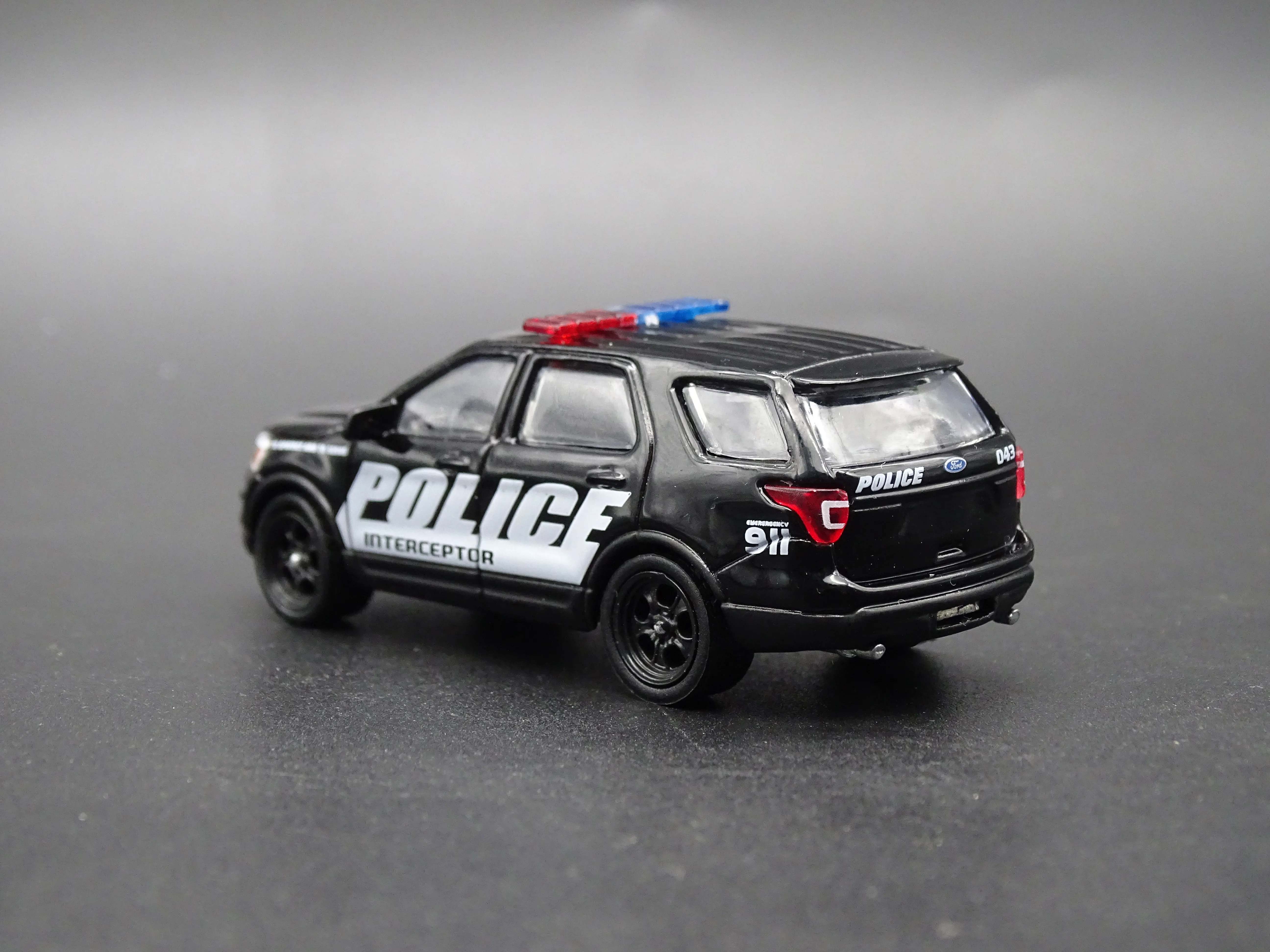 1/64 GREENLIGHT Ford explorer 2016 exhibition painting collection die-casting total modified car model ornaments