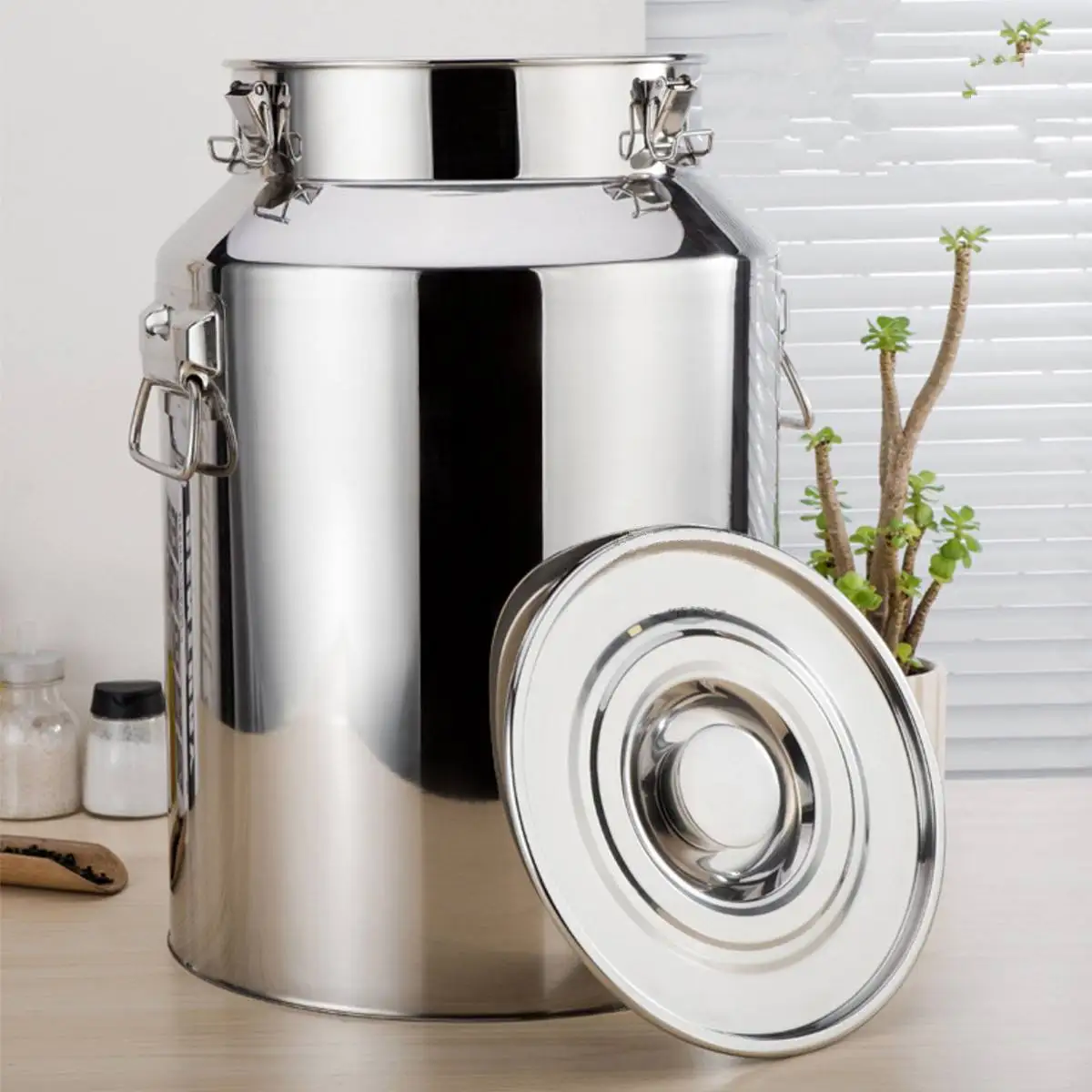 Stainless Steel Fermenters Milk Barrel Sealing Oil Barrel  Wine Fermented Beer Fermenters Tea Canister Storage Transport Barrel