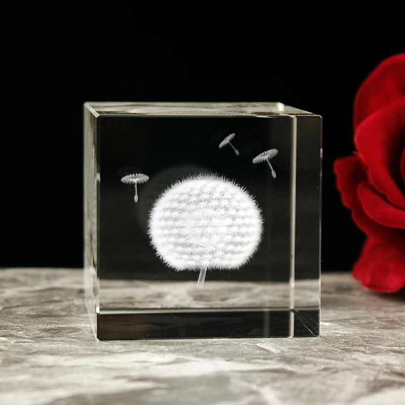 

6cm 3D Laser Engraved Glass Cube Paperweight K9 Crystal Dandelion Figurines for Wedding Party Gifts Home Decoration