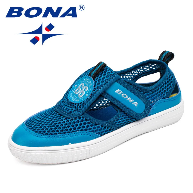 BONA 2022 New Designers Popular Light Sneakers Children Luxury Brand Mesh Breathable Shoes Kids Non-slip Casual Shoes Child Soft