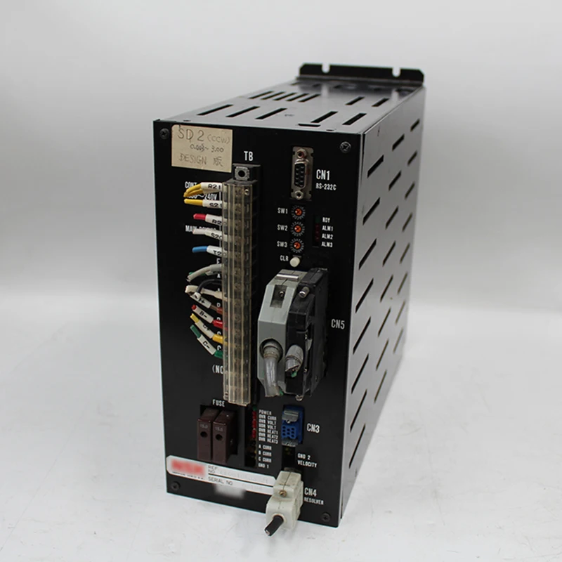 Servo Drive EE0810A03-21 Used In Good Conition