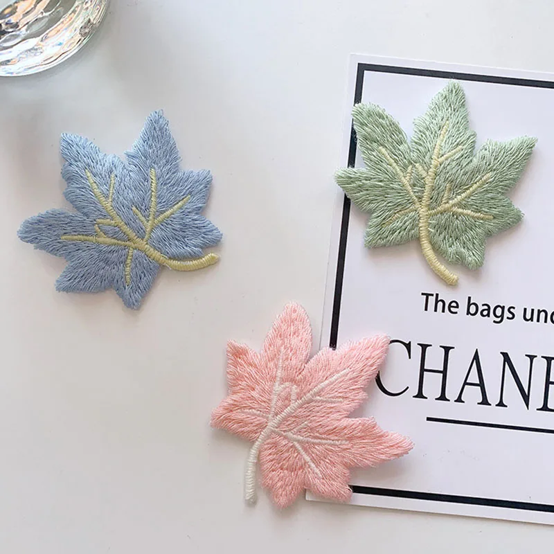 30 Stück/Set, 5 x 4 cm, bestickte Blatt-Applikationen zum Aufnähen, für DIY-Kleidung, Hüte, Nähzubehör, Haarspangen, Stoffdekoration, Aufnäher. – Detail 2