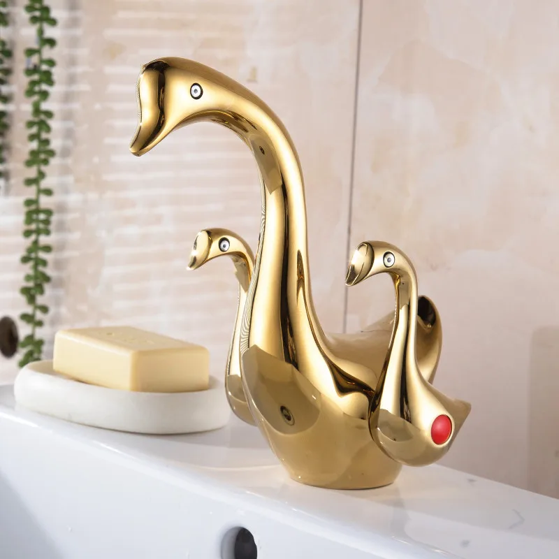 MTTUZK Fashion gold plated copper European antique faucet swan Art faucet hot and cold mixer taps wash basin faucet torneira