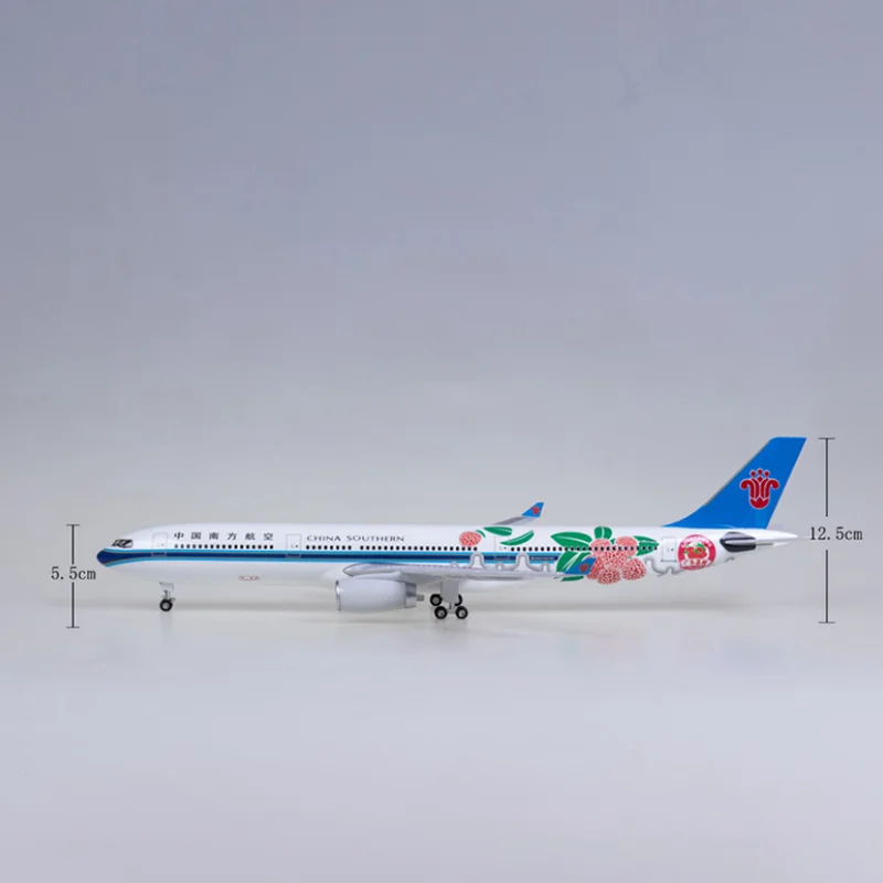 

47CM 1:135 Scale China SOUTHERN Airlines Airway 330 A330 Model AIR W Base Wheel Lights Resin Aircraft Plane Toy