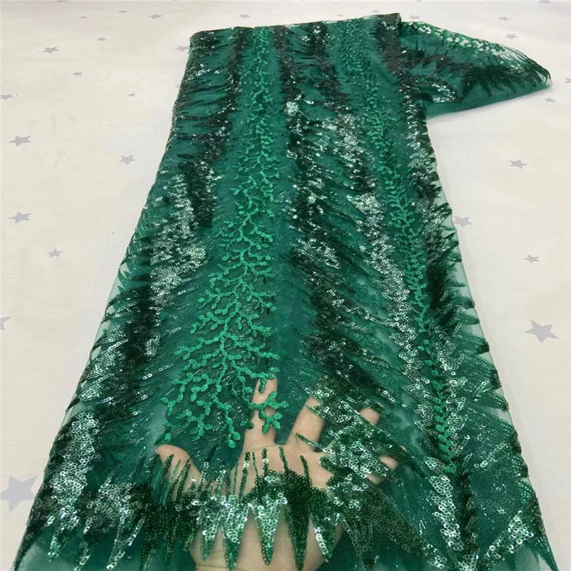 

2021 High Quality Nigerian Lace Fabric Embroidered French African Sequins Lace Fabric Weaving Design Green Sequins Lace Fabric