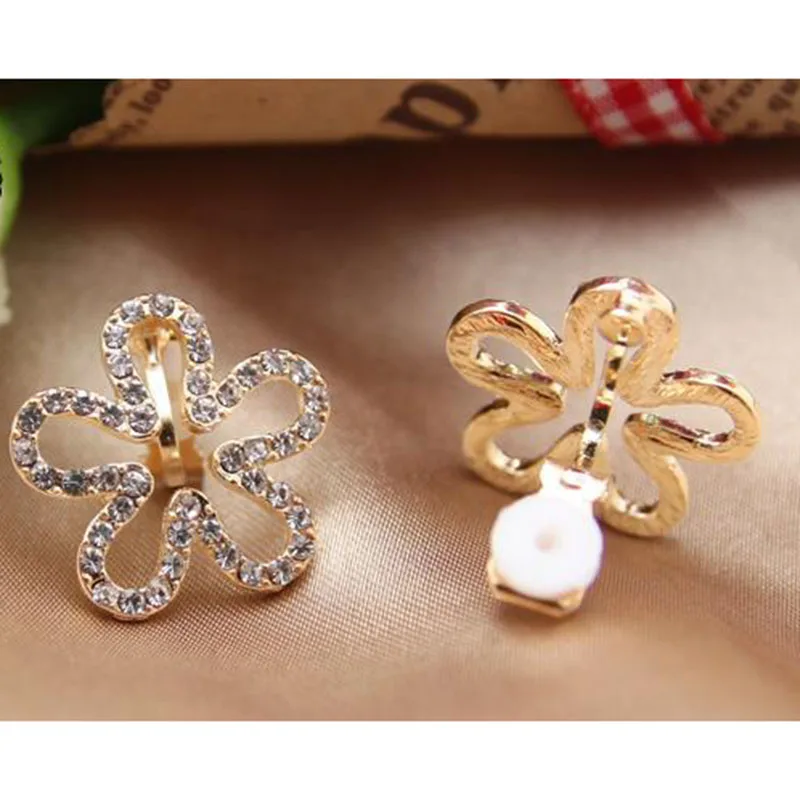 Korea Style Five petals Shape Rhinestone Clip on Earrings Without Piercing for Girls Party  No Hole Ear Clip