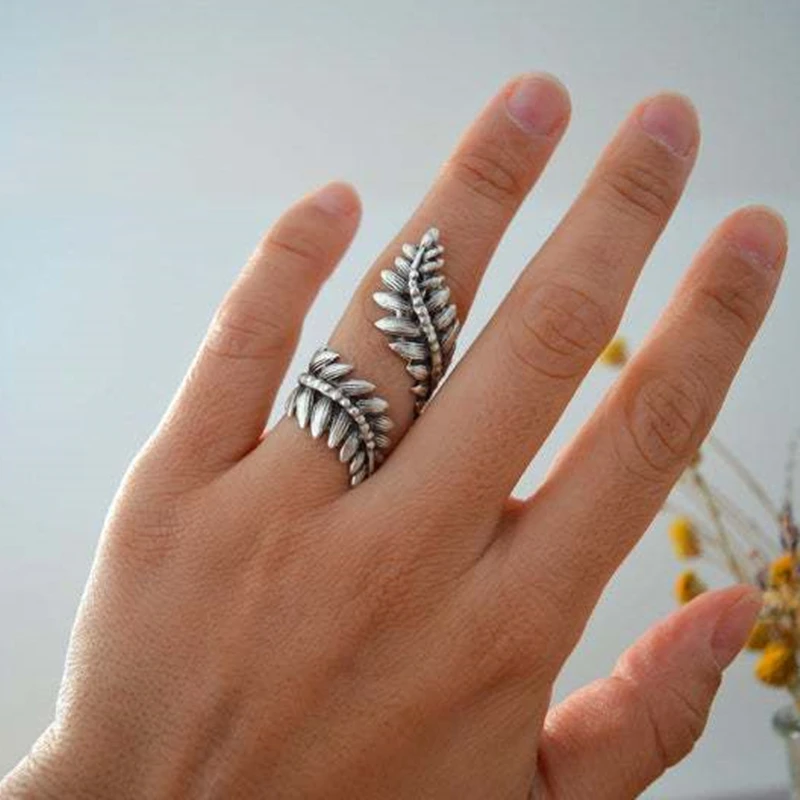 Retro Fashion Leaves Surround Opening Adjustable  Accessories Ring  Tourism Memorial High Quality Jewelry