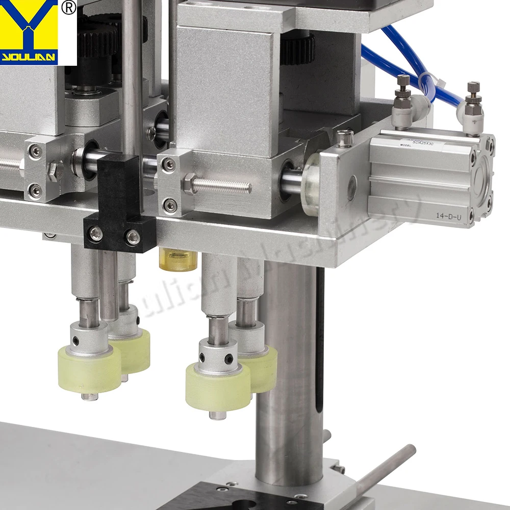 رذاذ الزناد آلة السد الزجاجات البلاستيكية قبعات غطاء المسمار كابر