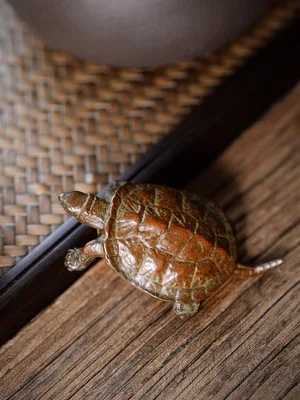 

Handmade Bronze Turtle Ornaments, Carved Desk, Garden, Bedroom, Home Decor, Gift