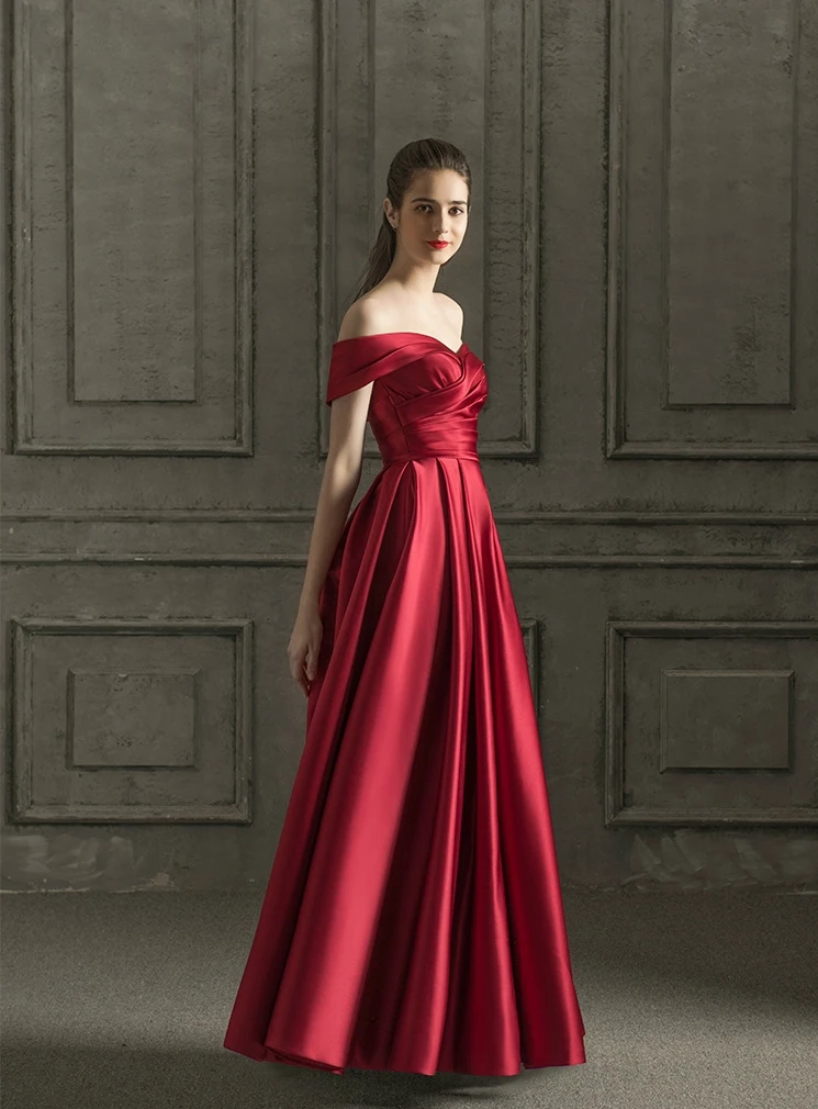 2024 Burgundy Satin Evening Dress Girls Prom Formal Gown Dubai Long Bridal Wear Pleats Robe De Soiree