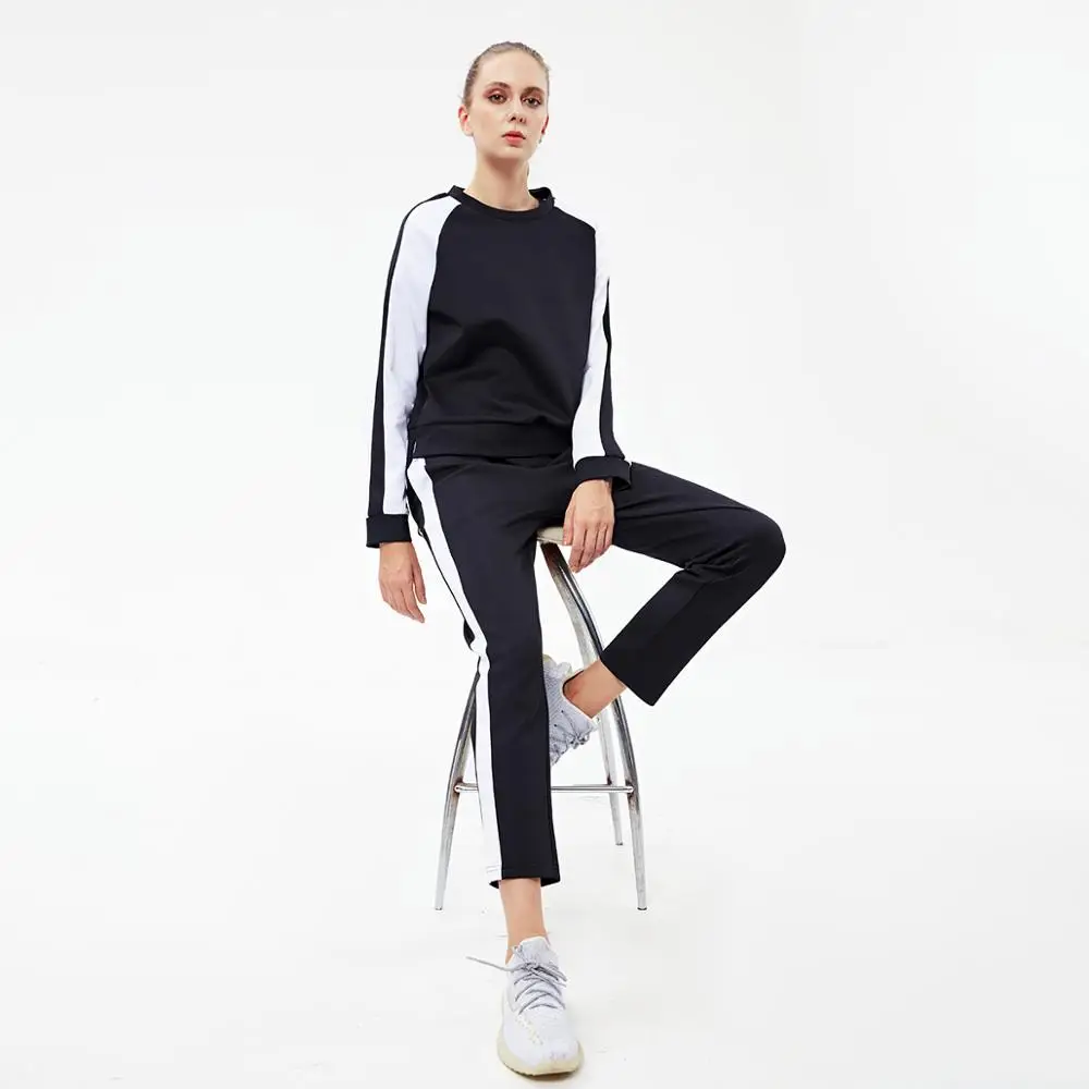 Women's Sweatshirt Sets 2pcs Long Sleeve and Swantpants Training Excise Sports Suit Autumn Winter Sweatsuit for Workout Jogging