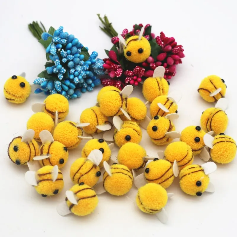 25*30mm Yellow Bee Pompom Hair Ball Polyester Child Headdress Wedding Party Supplies DIY Handmade Material Hat Clothing Decor