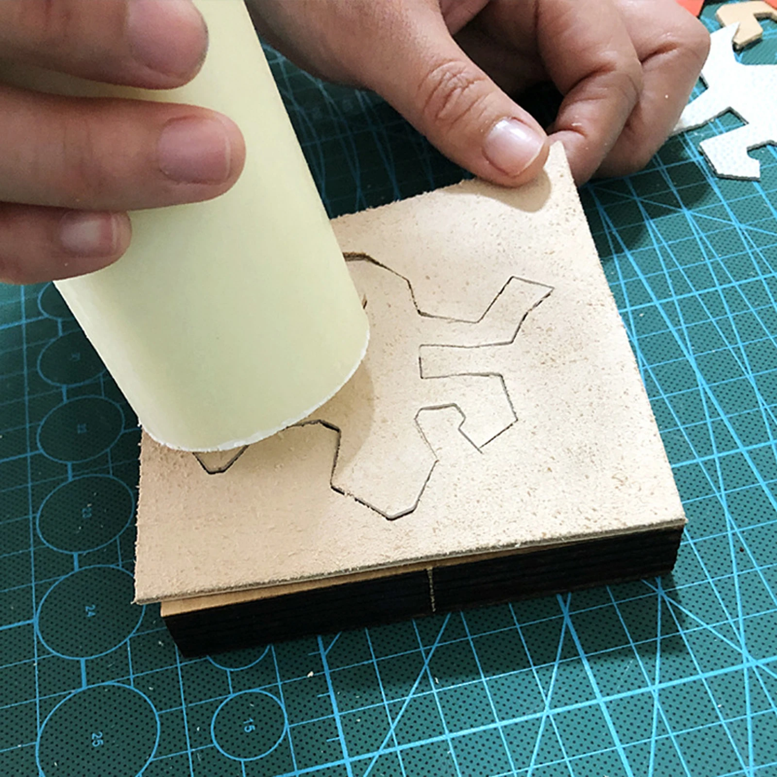 Die Cutting Puzzle Jigsaw Mold Punch Stick, wykrojniki skórzane dziurkacz stalowy Cut formy Cylinder Rod rzemiosło artystyczne akcesoria do tkanin