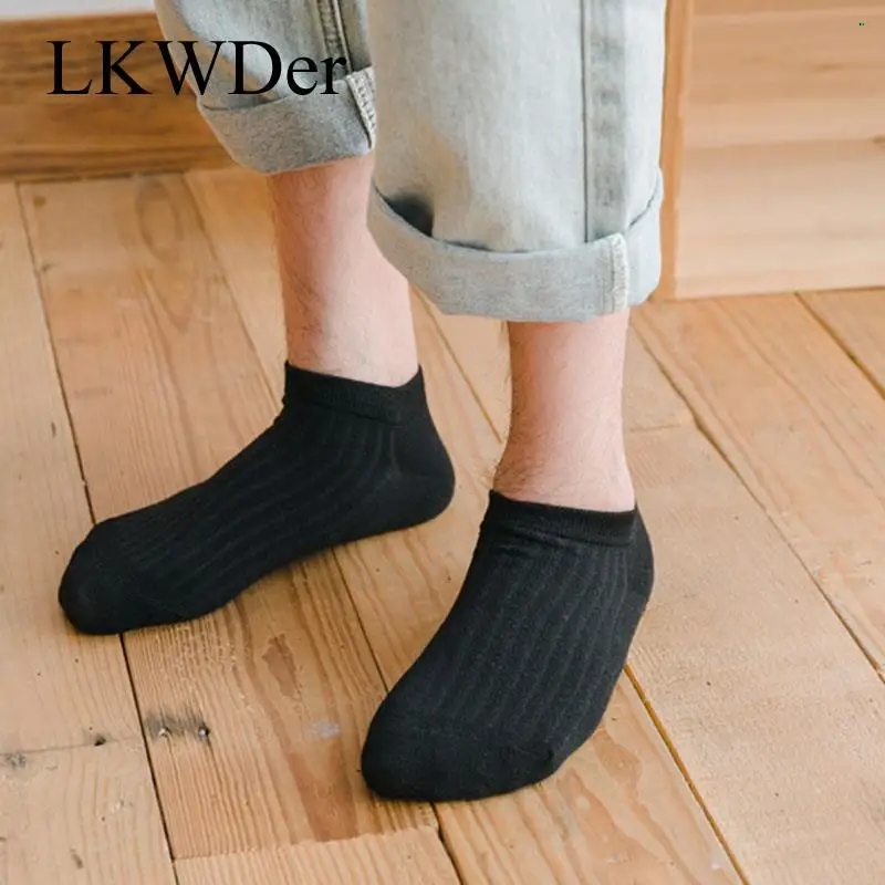 5 Pairs Men Solid Casual Cotton Short Socks Japanese Sock College Breathable Comfortable Trendy for Men Concise Stripe US $ 10