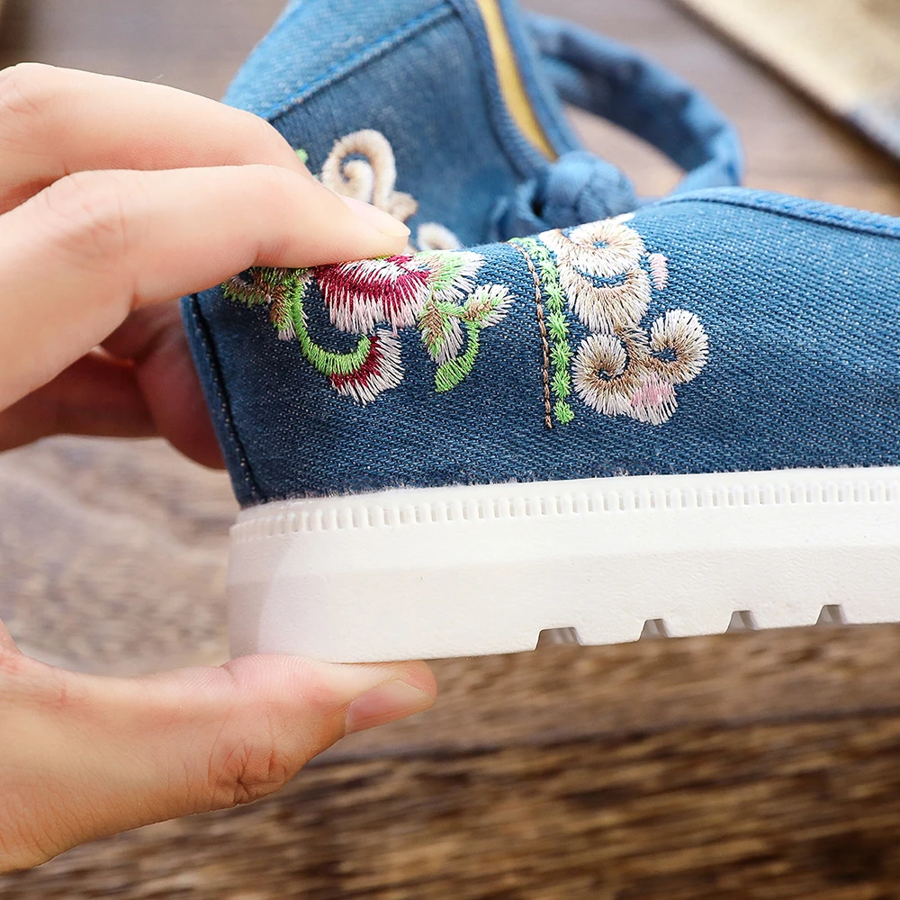 Veowalk High End Floral Embroidered Women Canvas Flat Platforms Mid Top Ankle Strap Chinese Style Ladies Casual Denim Shoes