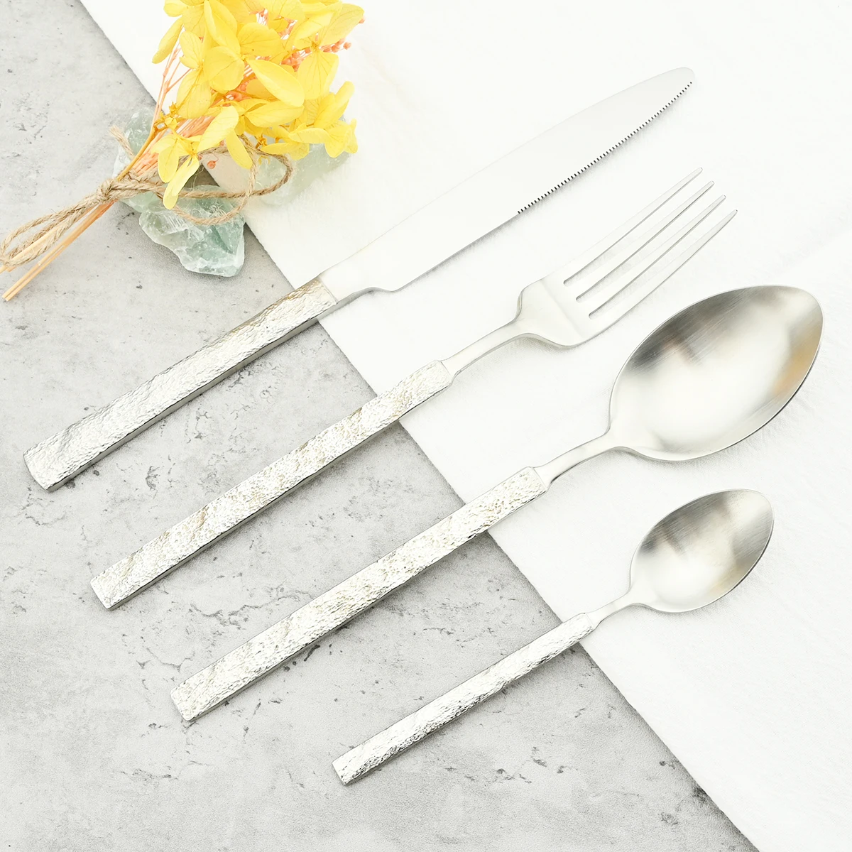 Set di stoviglie in acciaio in - Vintage Collectible Spoons recensione e prezzo